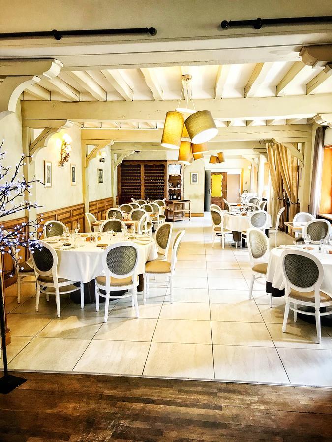 Logis Hotel La Foret Senonches Exterior foto